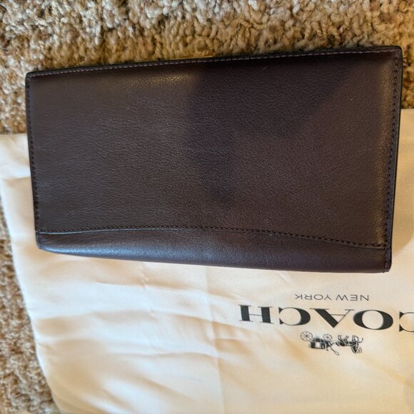 COACH® | Burgundy  double flap with gold and leather straps and wallet - Picture 14 of 14